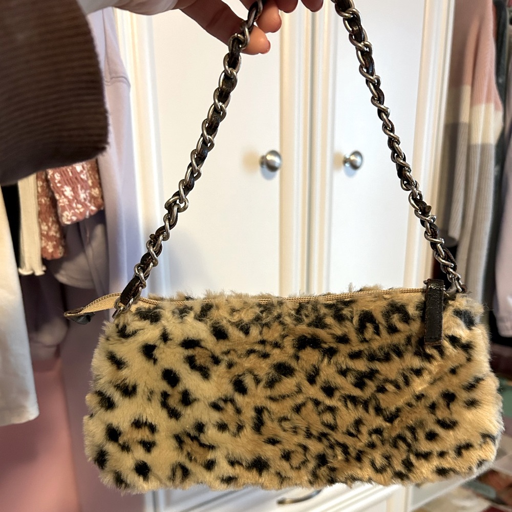 Adorable fashion purse!